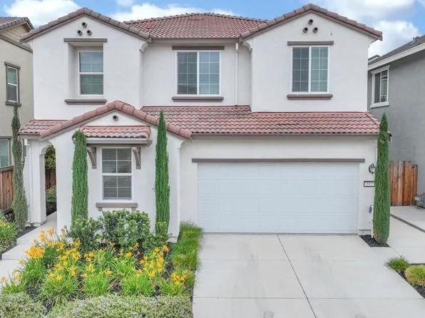 212 Brush Creek Dr, Brentwood, CA 94513