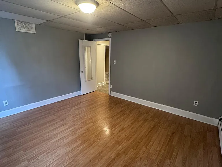71 W 18th St #2 — Photo 2
