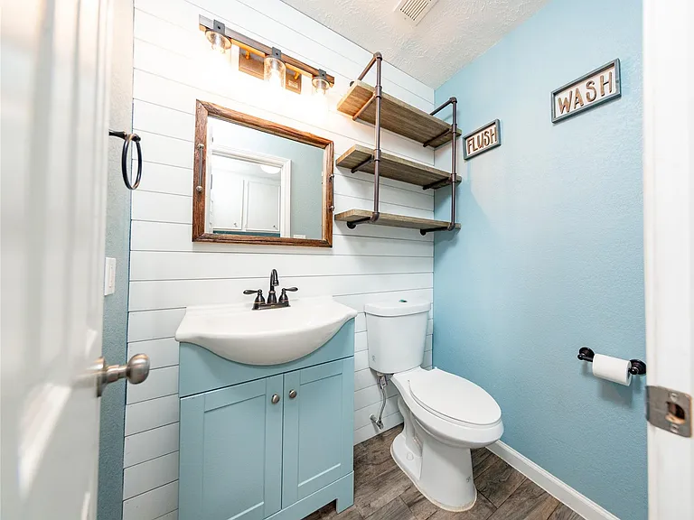 11003 Kirkmead Dr — Photo 10