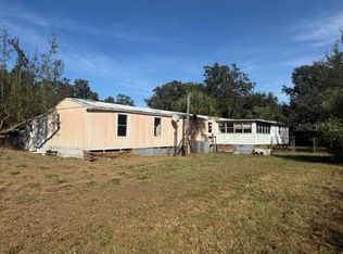 4905 Merrin Rd, Plant City, FL 33565