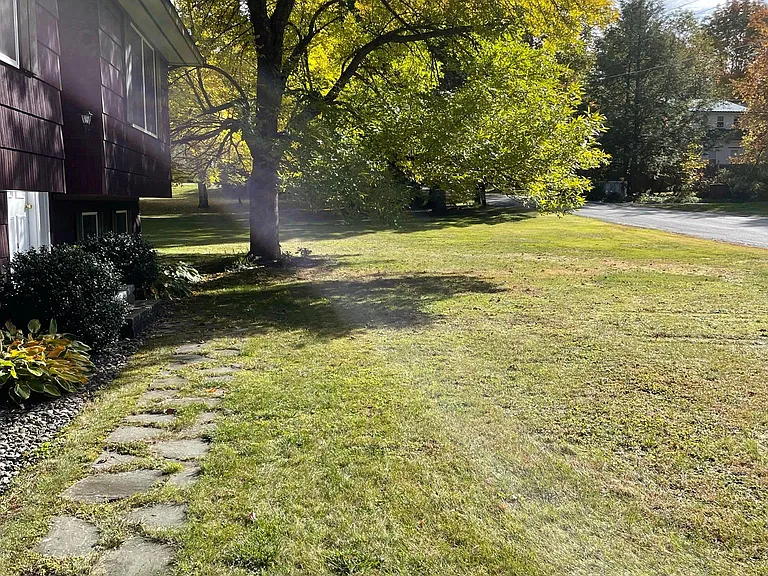 64 Church St — Photo 2