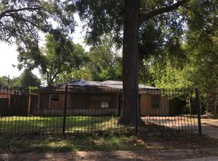 4906 Bataan Rd, Houston, TX 77033