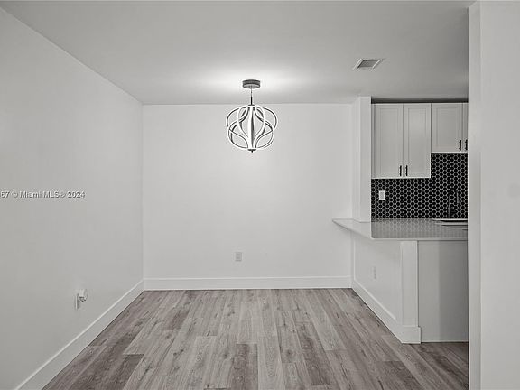 4th image of 6882 NW 173rd Dr APT 807