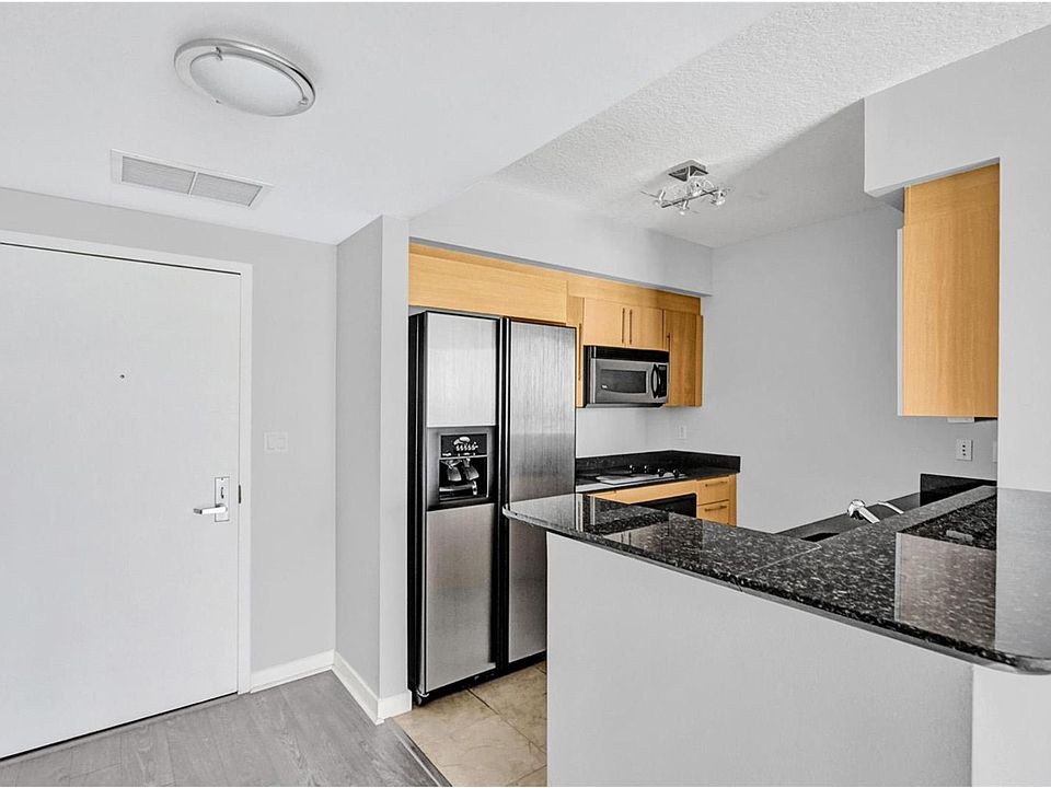 1st image of 325 Biscayne Blvd #4125