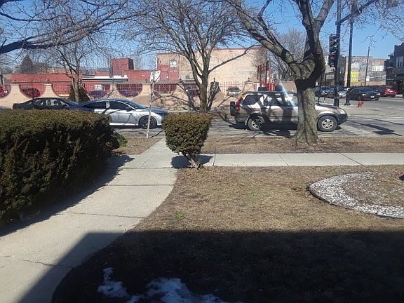 5th image of 5304 S Kedzie Ave APT 303