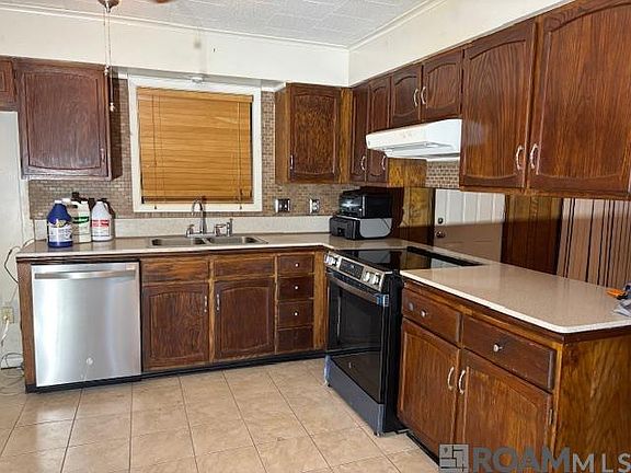 2nd image of 105 Briarwood Dr