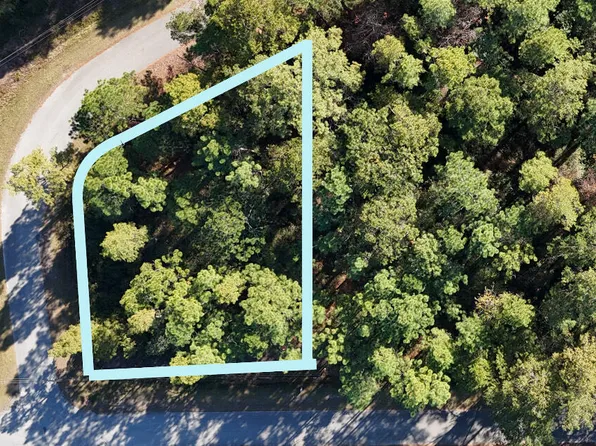 204 Masters Dr, Boiling Spring Lakes, NC 28461