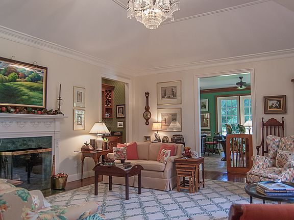 5th image of 181 Orchid Way