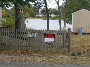 93 Glen Dr, Warwick, RI 02889