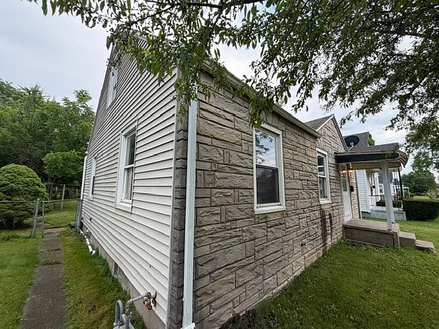 1306 N Kaley St — Photo 17