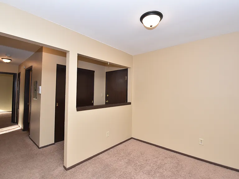 7032 W Fond Du Lac Ave #106 — Photo 8
