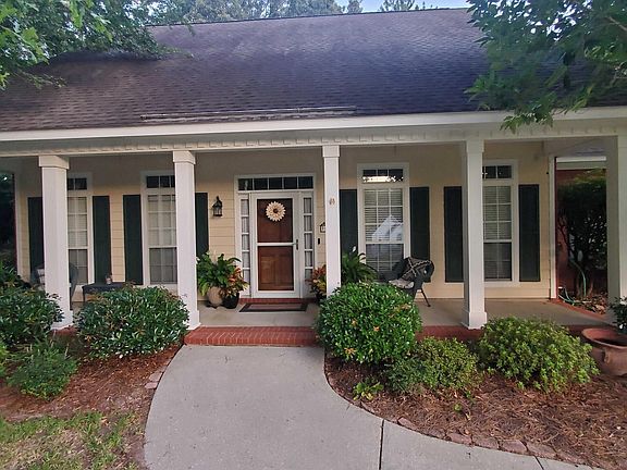 3rd image of 31163 Woodland Way