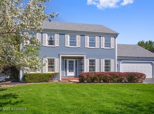 1049 Forest View Ct, Naperville, IL 60563