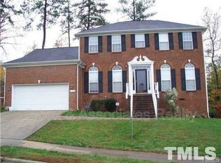 108 Tecumseh Ct, Cary, NC 27513