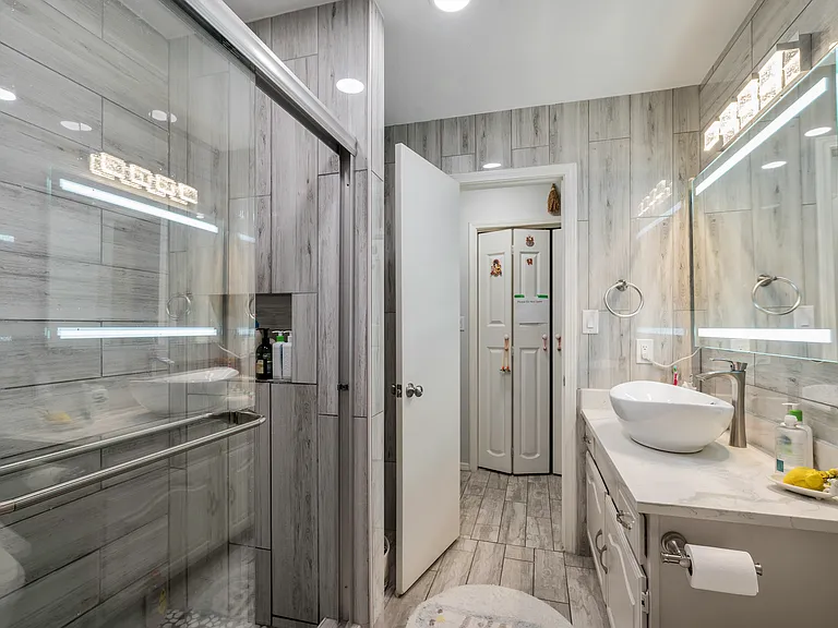 3405 Lauren Way — Photo 12