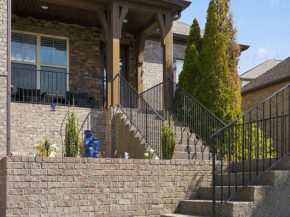 4th image of 4136 Stone Hall Blvd