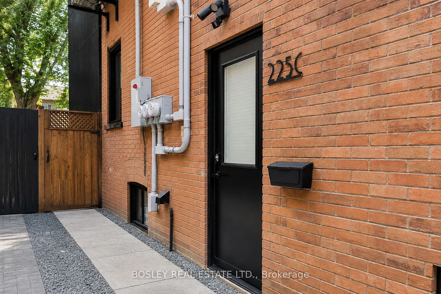 2 bed, $2,250 — Photo 2