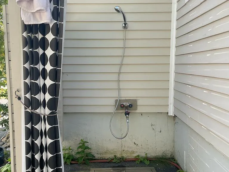 42 Coolidge Ave — Photo 12