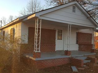 613 5th St, West Point, MS 39773