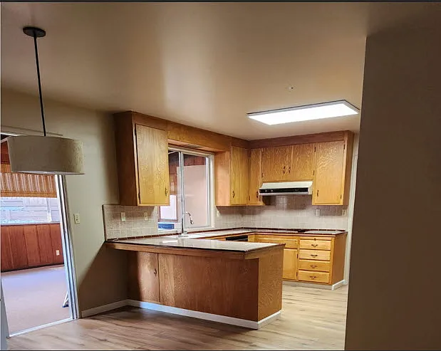 Dining room/ Kitchen