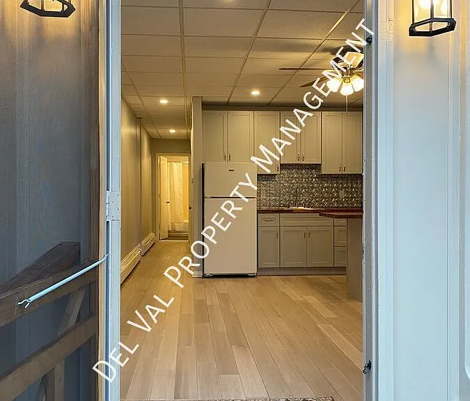 49 N Main St #1B — Photo 3