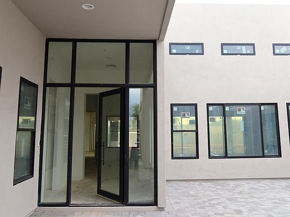 4th image of 6521 E Paradise Drive