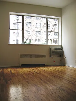 Rented by Citi Habitats | media 11