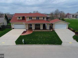 601 Melville Ave, West Burlington, IA 52655