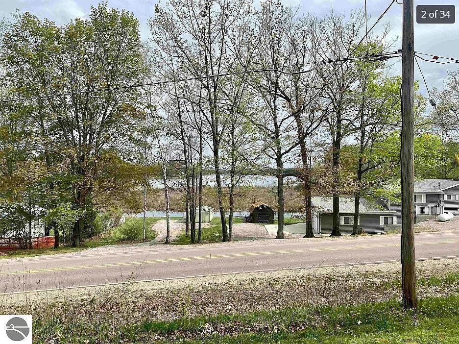 4527 N Sage Lake Rd, Hale, MI 48739 Zillow