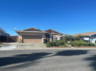 405 Marina Blvd, Suisun City, CA 94585
