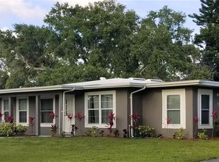 2477 Del Rio Way, Dunedin, FL 34698