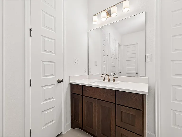 29731 Brushy Gables Dr — Photo 41