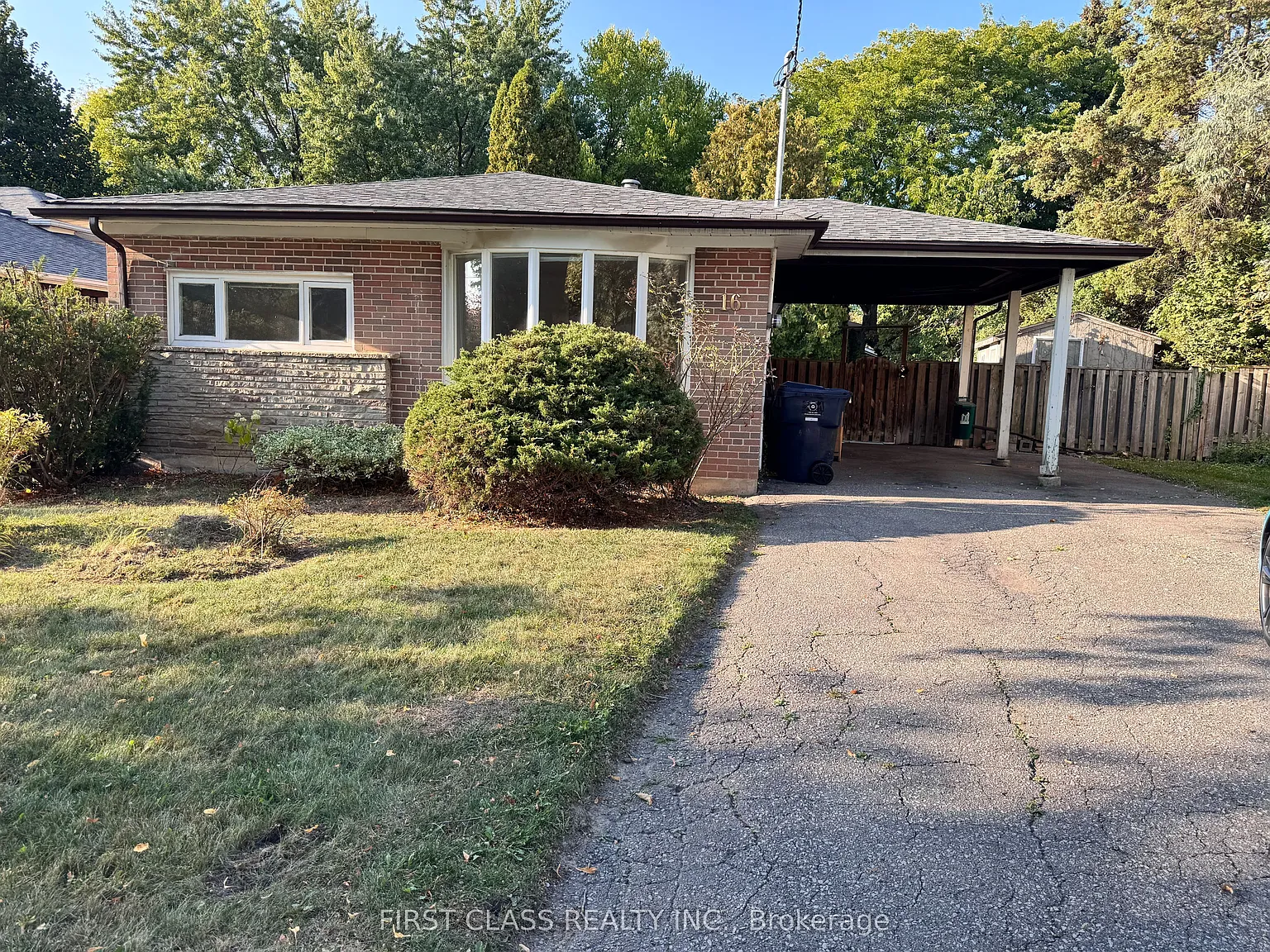 4 bed, $4,000 — Photo 2