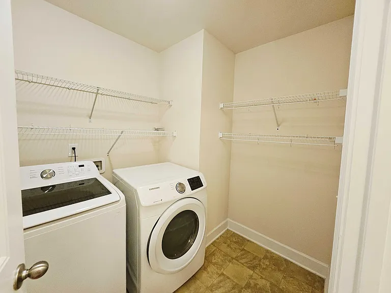 3004 Dressage Dr — Photo 18