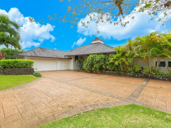 4451 Emmalani Dr, Princeville, HI 96722