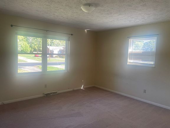 4th image of 11638 S Williamsburg Dr
