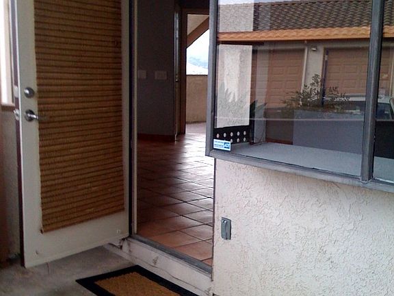 Patio/Deck off Living Rm