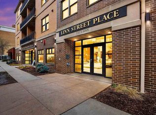332 S Linn St APT 301, Iowa City, IA 52240