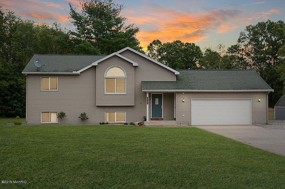 4550 Medler Dr, Morley, MI 49336 Zillow