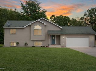 4550 Medler Dr, Morley, MI 49336