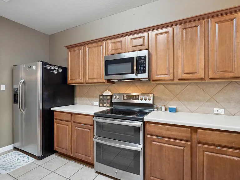 2108 Narrow Glen Pkwy — Photo 4