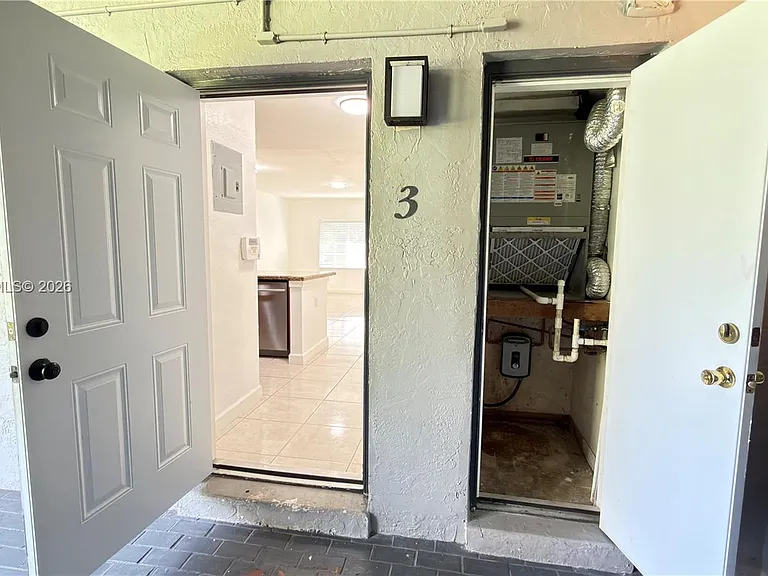 403 SW 148th Ave #3B — Photo 27