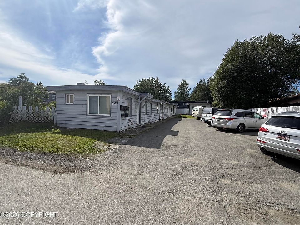 2nd image of 3506 Wyoming Dr