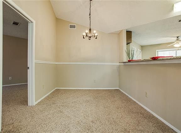 4th image of 709 Southwynd Dr