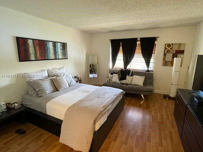 436 Lakeview Dr — Photo 8
