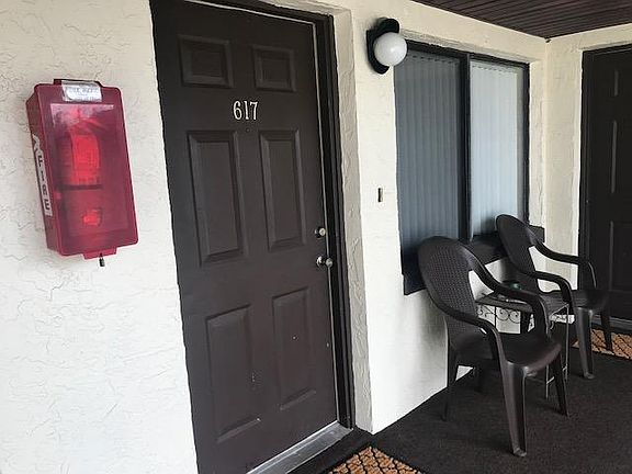2nd image of 617 Avenue Q SE
