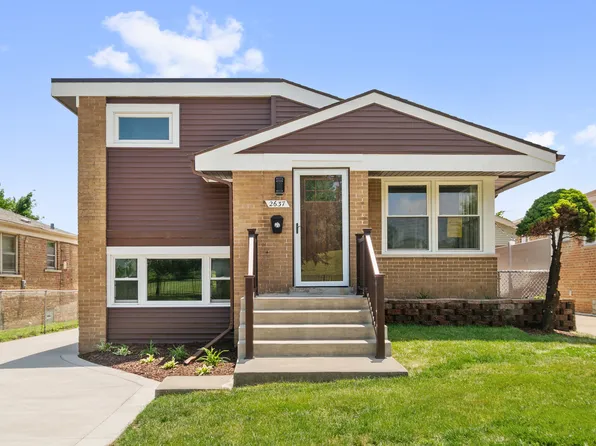 2637 W 93rd Pl, Evergreen Park, IL 60805