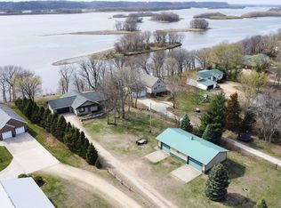 4600 Riverview Rd, Thomson, IL 61285