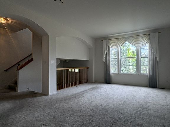 3rd image of 1295 Georgetown Way