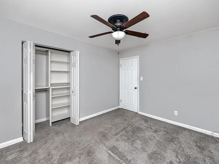 4514 S Shamrock Rd — Photo 22